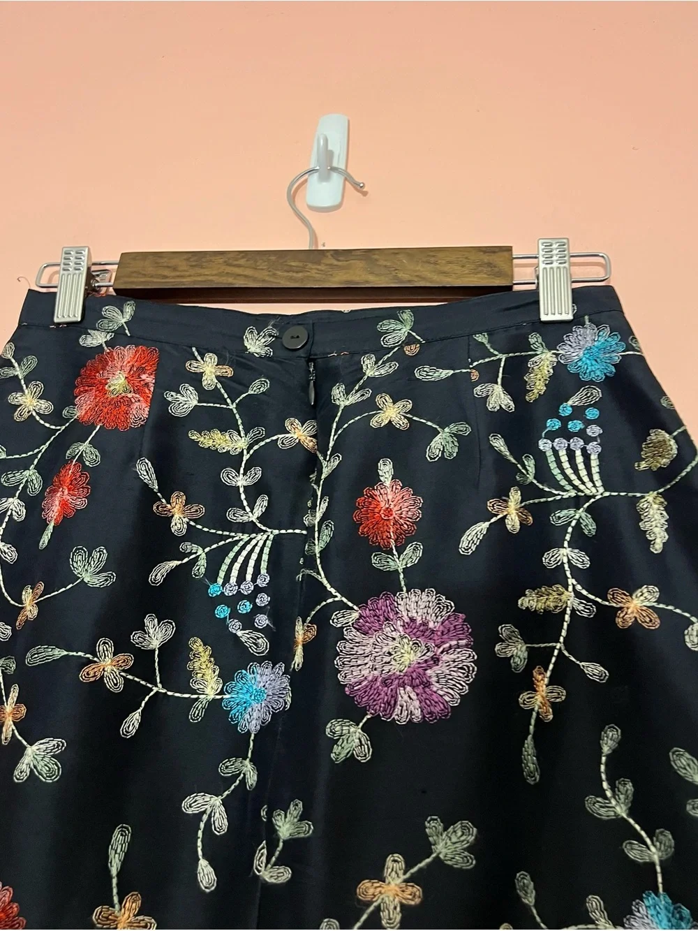 Vintage Silkland Petites Embroidered Floral Coloful Pencil Skirt Size 6 Petite